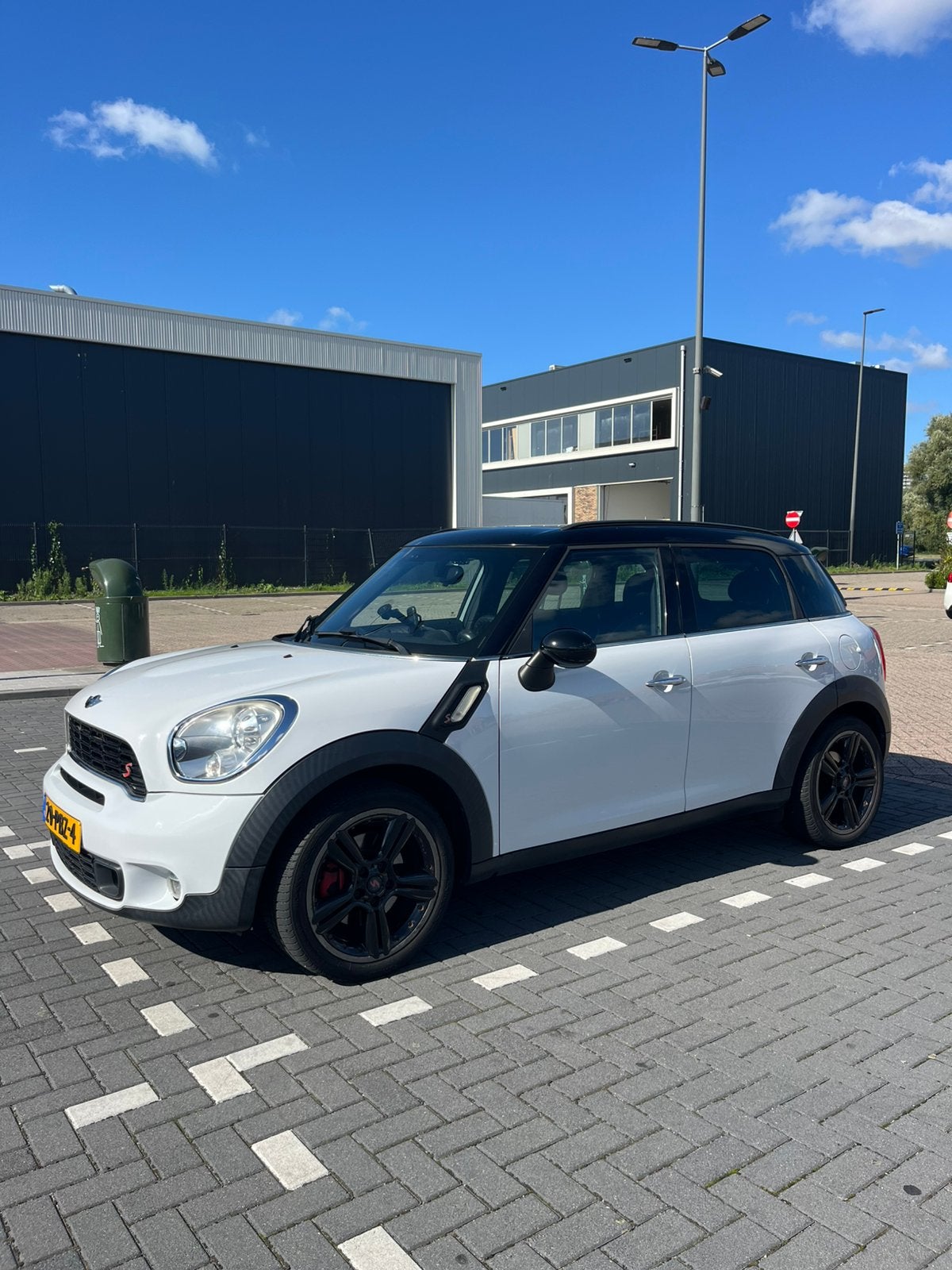 Mini Countryman 1.6 Cooper S AUT 2011 Wit, Auto's, Wit, 1000 kg, SUV of Terreinwagen, 1598 cc
