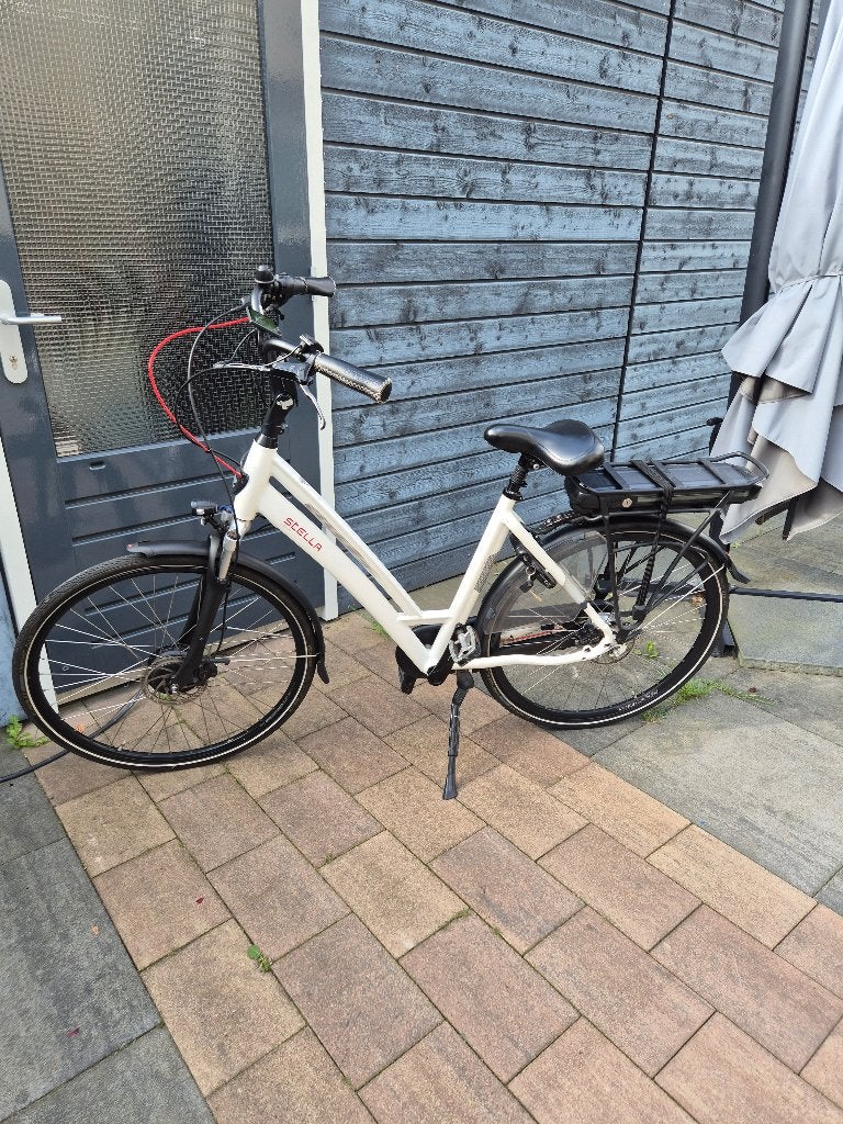 Mooie Stella Cosmo elektrische damesfiets / e-bike, Zo goed als nieuw, 51 tot 55 cm, 50 km per accu of meer, Ophalen