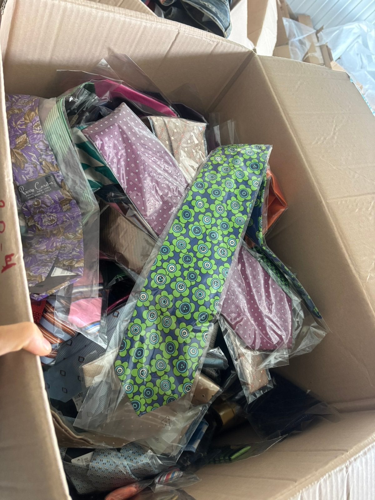 130 nieuwe zijden stropdassen Merk Made in Italy Restpartij, Verzenden, ., Nieuw, .