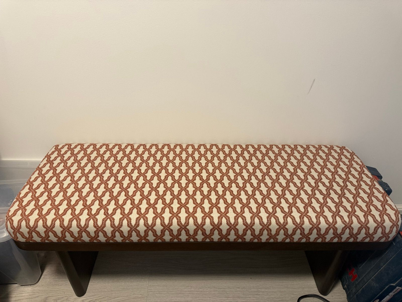 Stijlvolle bankje met patroon Karwei - Hout en stof, Huis en Inrichting, Stoelen, Ophalen, Gebruikt, Overige kleuren, Eén