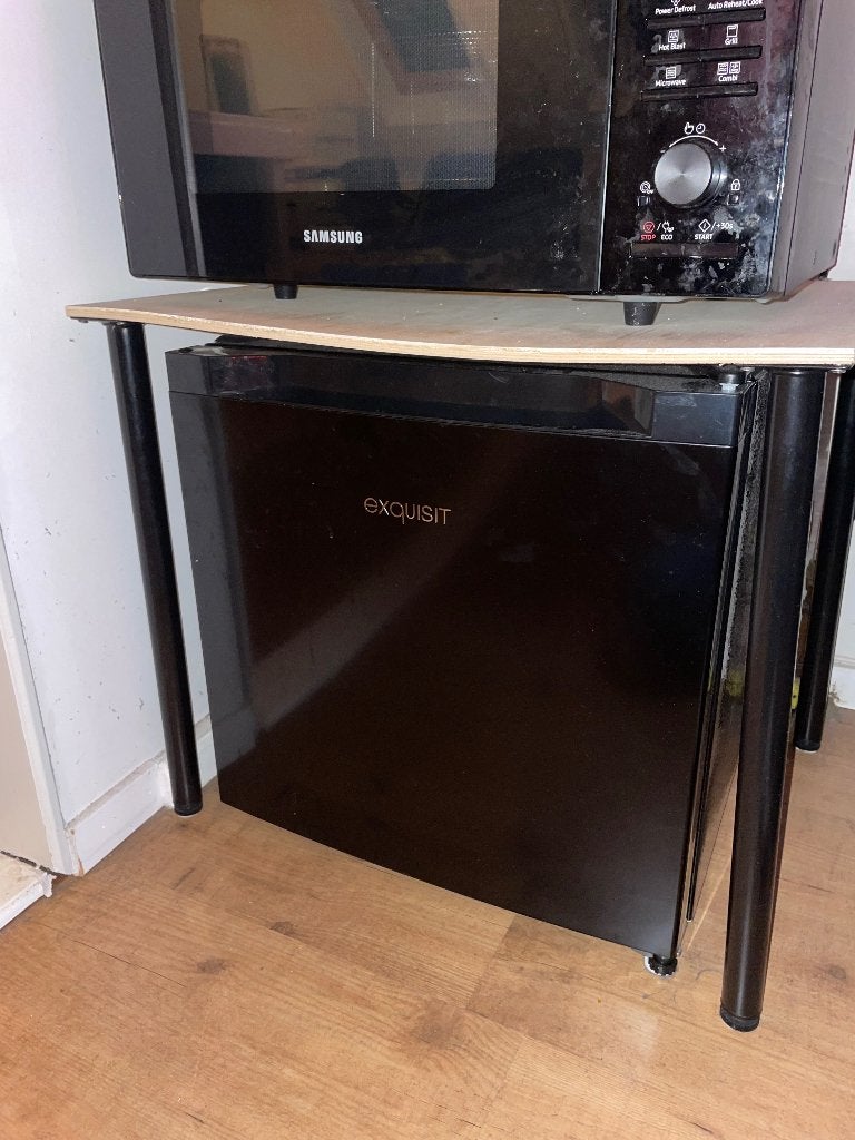 Exquisit GB40-050CB Vriezer - Zwart, 31 Liter, Minder dan 85 cm, Minder dan 60 cm, Zo goed als nieuw, Vrijstaand