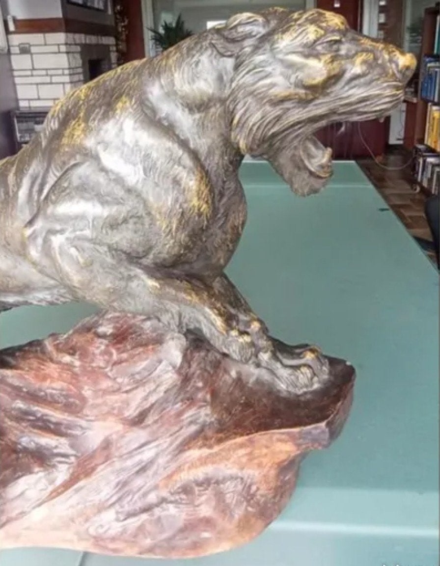 Groot bronzen tijgerbeeld,, Gemerkt, Ophalen of Verzenden, 20 - 50 cm, Beeld