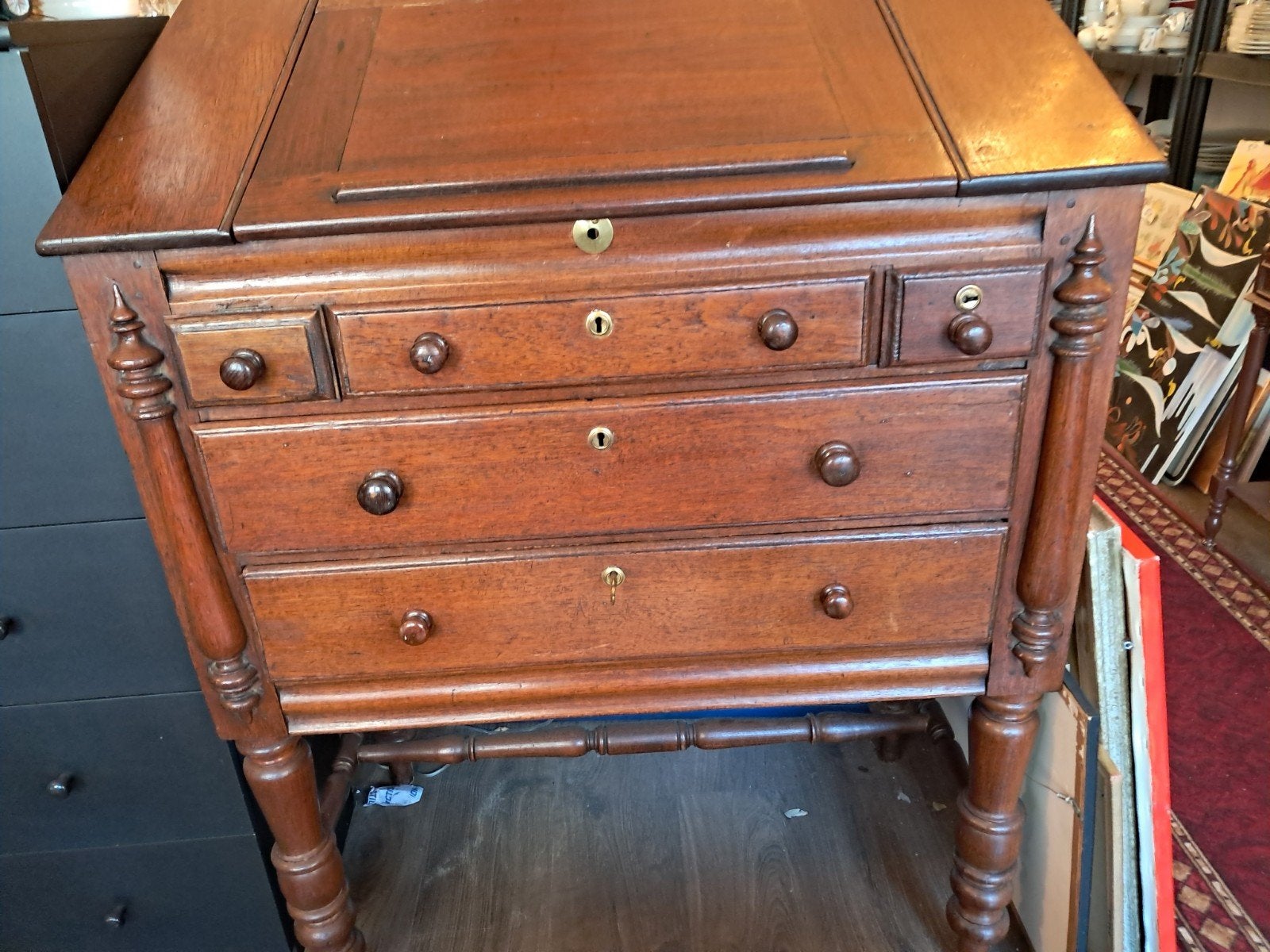 Antiek houten lessenaar met lades, Antiek en Kunst, Ophalen