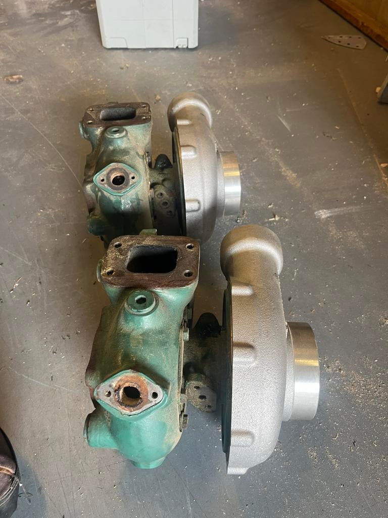 2x Volvo Penta Borg Warner turbo nieuw K27c, Ophalen, Nieuw