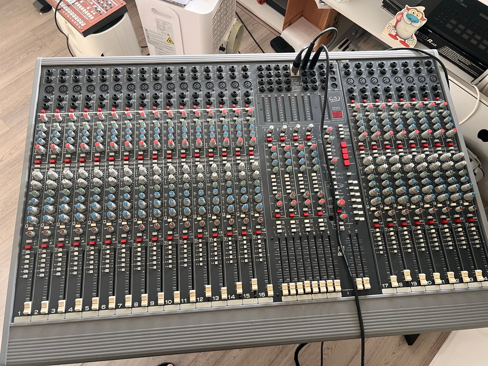 Allen & Heath GS3 24 kanaals Analoge Mixtafel, Muziek en Instrumenten, Ophalen, Gebruikt, 20 kanalen of meer, Microfooningang