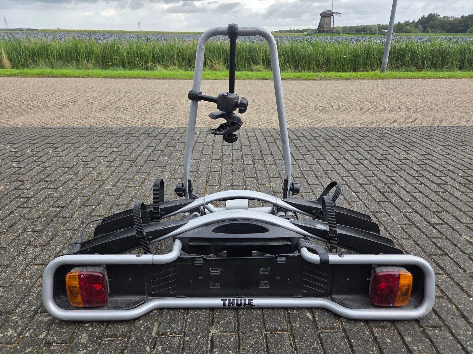 Thule Euroway 945 Fietsendrager 2 fietsen met sleutel, Auto diversen, Fietsendragers, Ophalen, 2 fietsen, Gebruikt, Trekhaakdrager