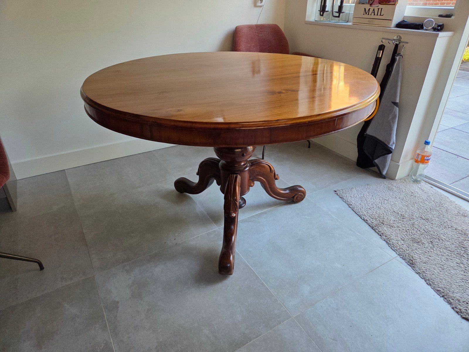 Antieke mahoniehout ronde tafel eetkamer eettafel in Ede, Antiek en Kunst, Antiek | Meubels | Tafels, Ophalen