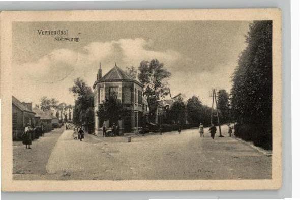 Veenendaal Nieuweweg  st 1937 uitg G. Davelaar, Verzamelen, Ophalen of Verzenden, 1920 tot 1940, Gelopen, Utrecht