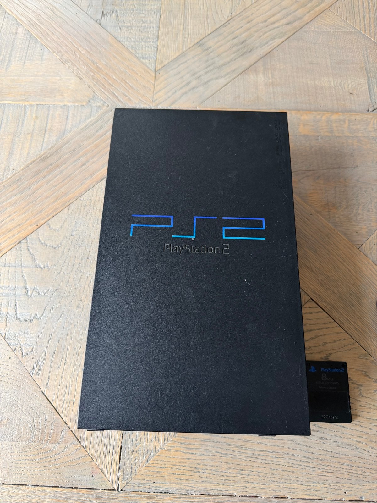 Sony PlayStation 2 (PS2) Slim met controller en geheugenkaar, Spelcomputers en Games, Spelcomputers | Sony PlayStation 2, Gebruikt