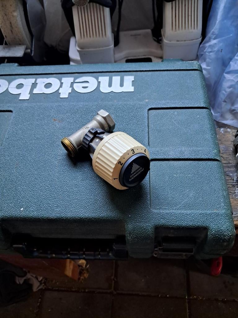 Thermostaat kraan voor verwarming, Doe-het-zelf en Verbouw, Verwarming en Radiatoren, Ophalen of Verzenden, Minder dan 60 cm, Radiator