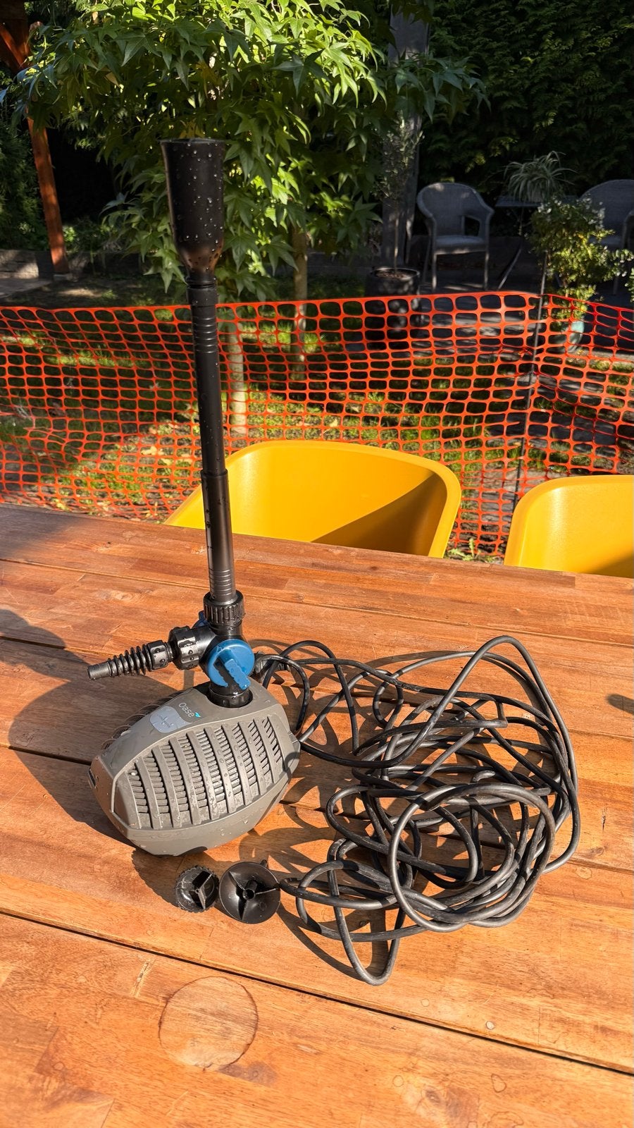 Oase Aquarius Fountain Set Classic 750 vijverpomp, Ophalen of Verzenden, Zo goed als nieuw, Vijverpomp