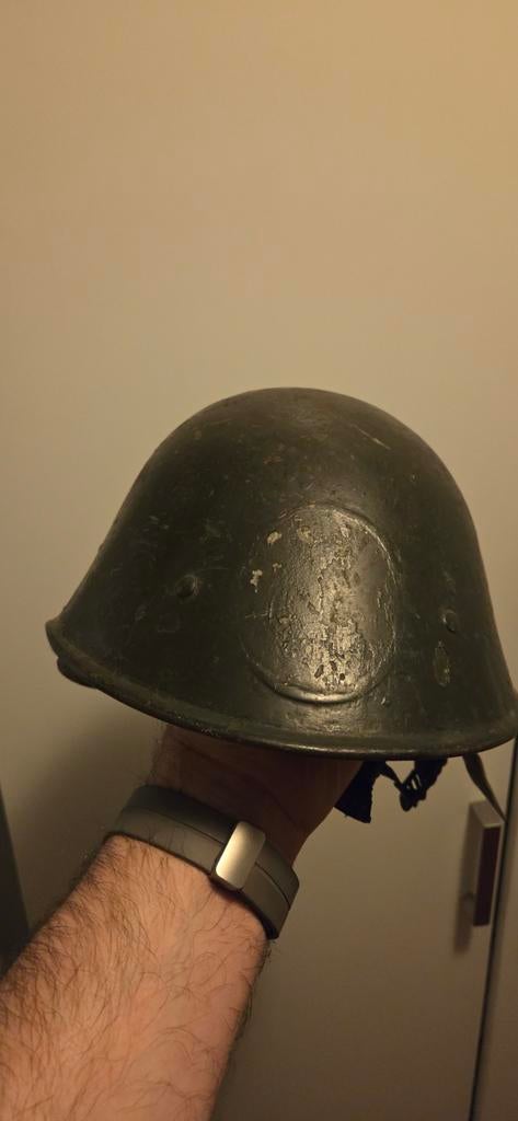 Te koop nederlandse m34 helm, Verzamelen, Militaria | Tweede Wereldoorlog, Ophalen of Verzenden, Nederland, Helm of Baret