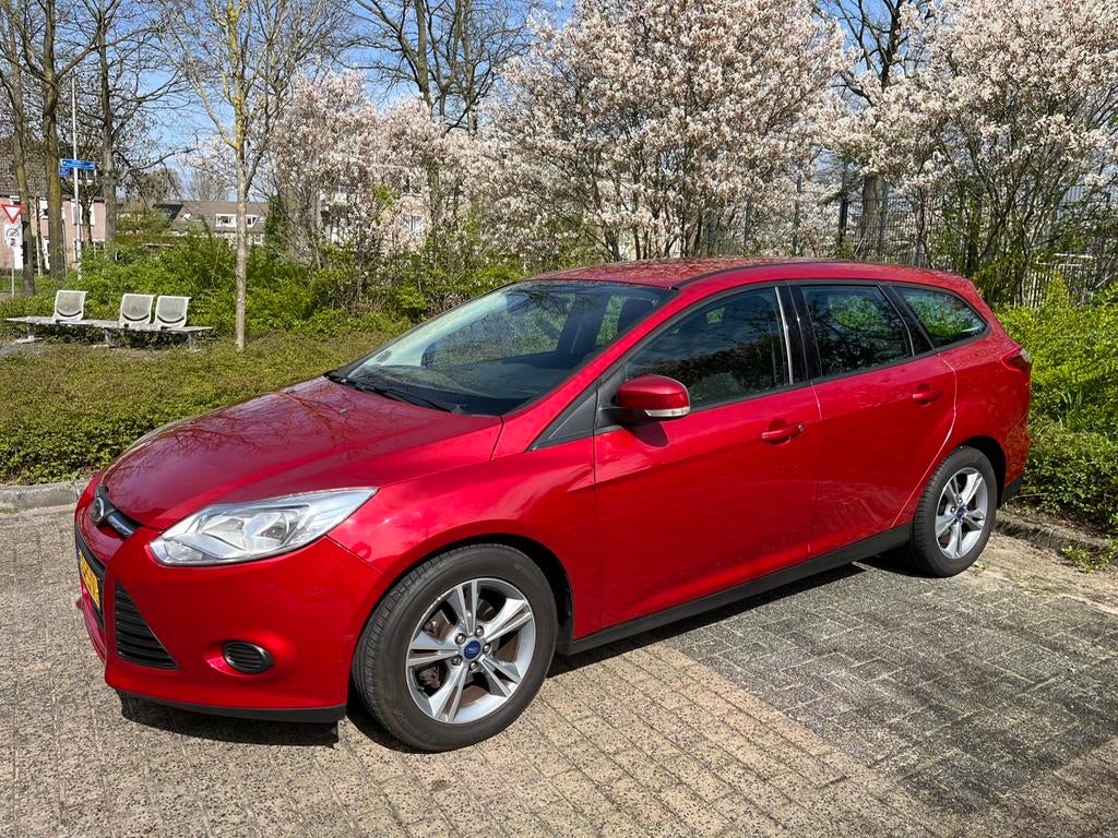 Ford Focus Wagon 1.0 EcoBoost–Nieuwe koppeling, APK 1-2027, Euro 5, Stof, 100 pk, Origineel Nederlands