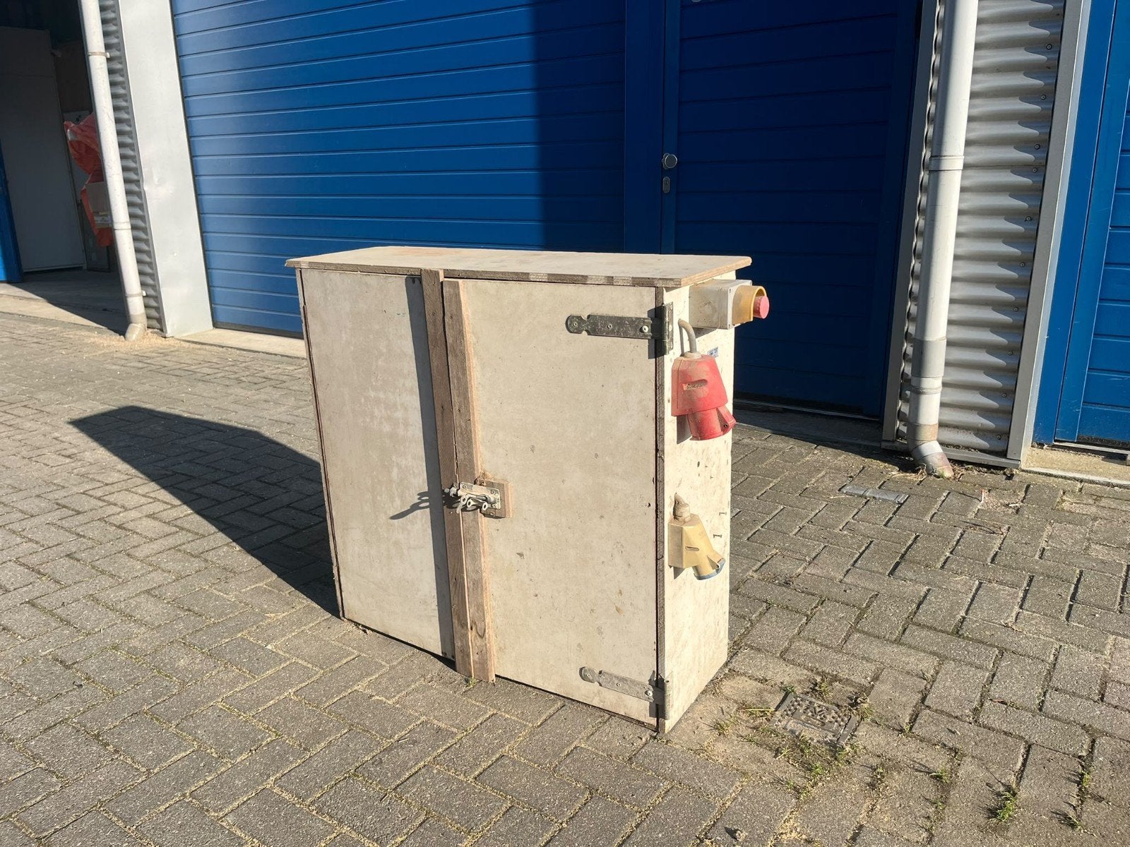 Bouwkast verdeelkast stroomkast hout te koop, Doe-het-zelf en Verbouw, Ophalen, Gebruikt