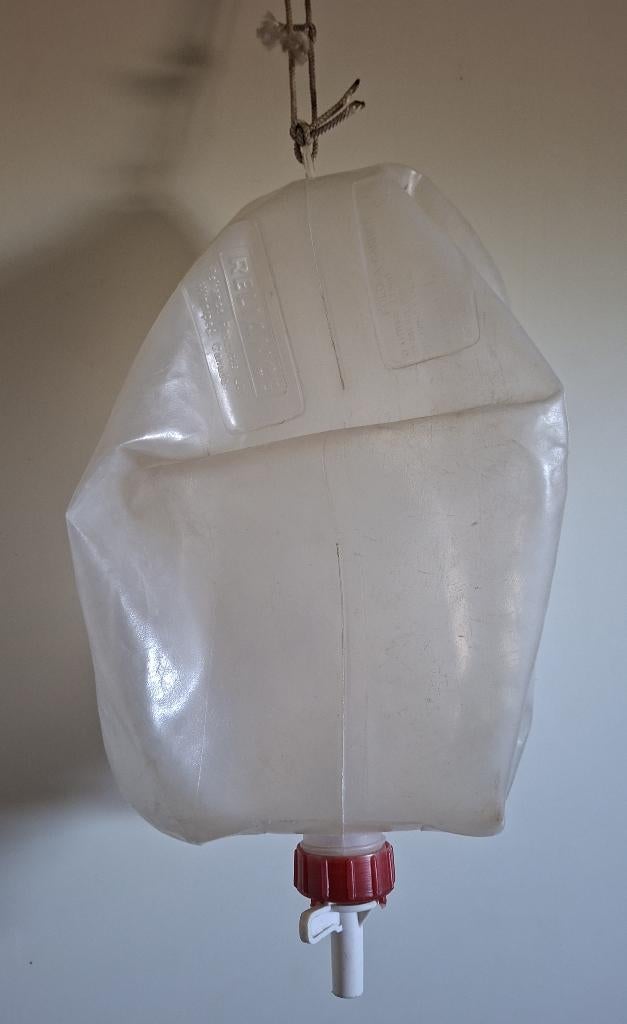 Waterzak 10 liter met kraantje. Merk Reliance., Ophalen of Verzenden, Gebruikt
