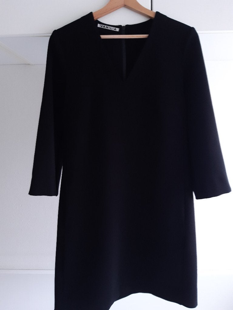 Vanilia dames jurk zwart mt.36 te koop, Kleding | Dames, Vanilia, Zwart, Ophalen of Verzenden, Zo goed als nieuw