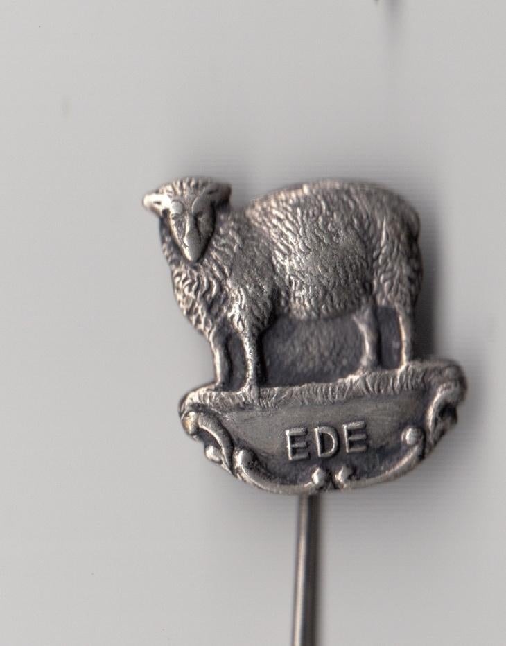 Ede Schaap speldje, Verzamelen, Speldjes, Pins en Buttons, Gebruikt, Niet vindbaar, Niet vindbaar, Speldje of Pin