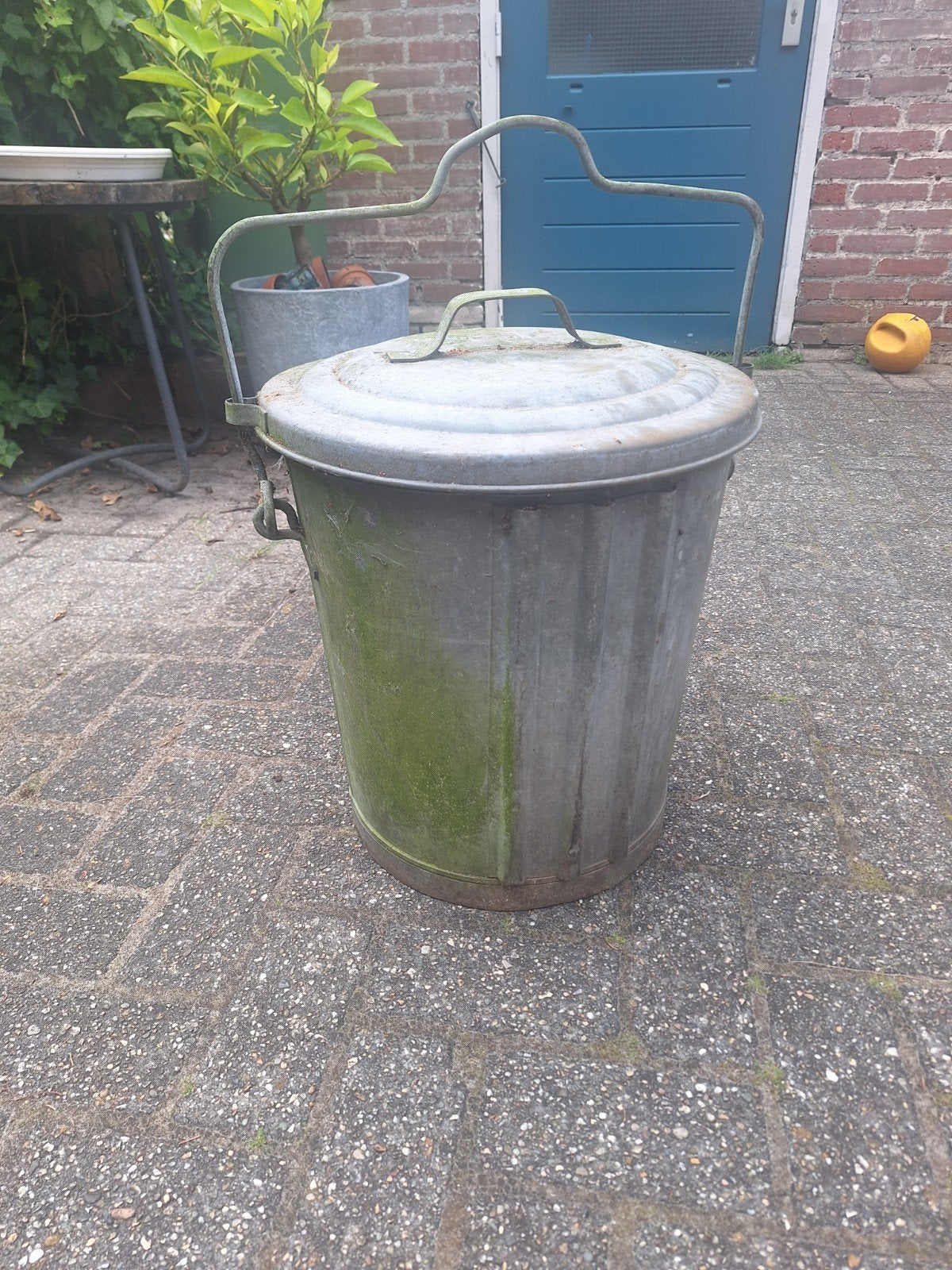 Zink, 40 liter of meer, Ophalen
