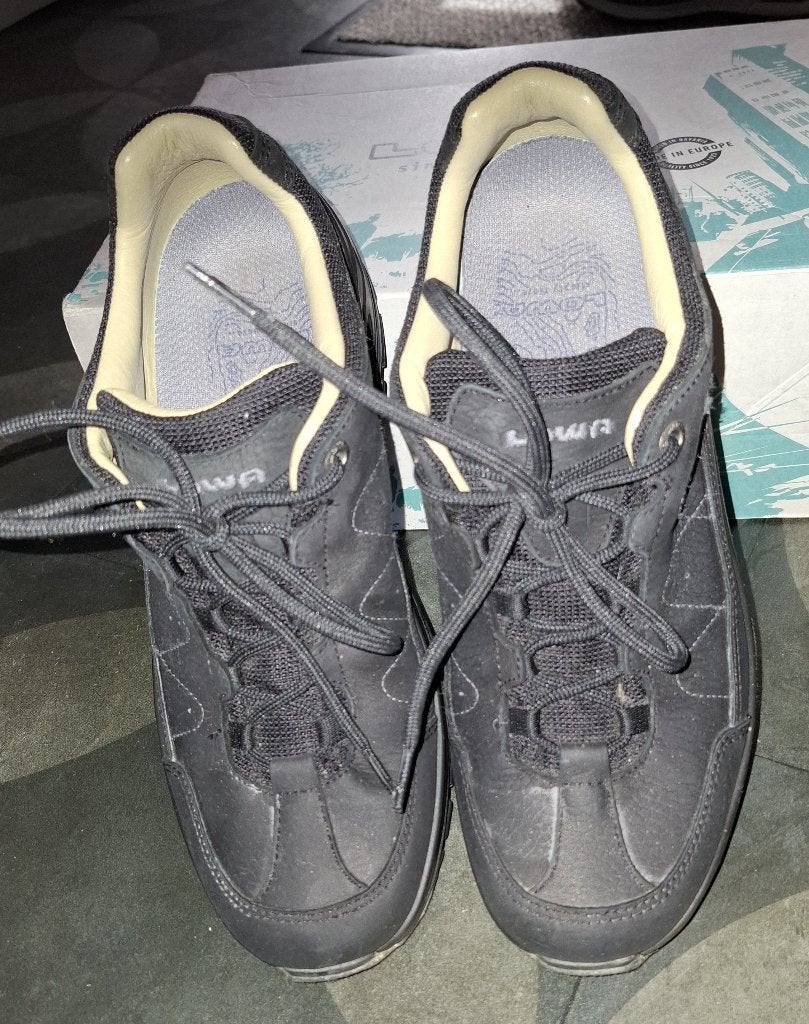 Lowa Strato IV Lo Ws maat 39,5, Sport en Fitness, Bergsport en Wandelen, Ophalen of Verzenden, Zo goed als nieuw, Schoenen