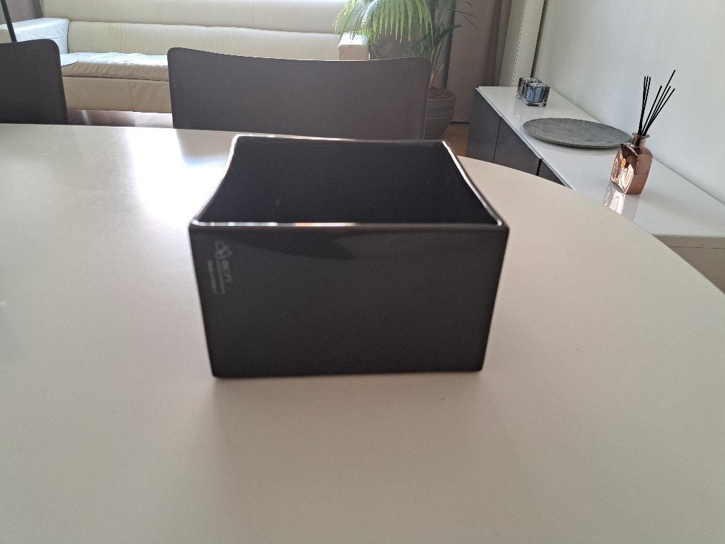 Ecri Living vierkante design pot – Antraciet/Zwart 19x19x12, Huis en Inrichting, Ophalen of Verzenden, Gebruikt, Handgemaakt, Zwart