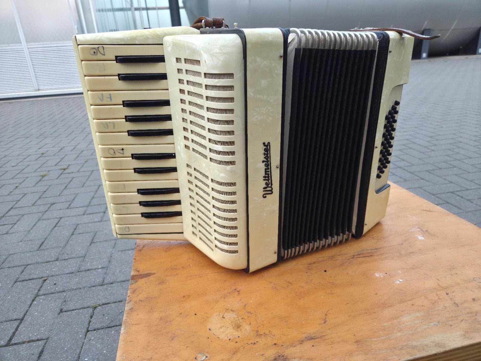 accordeon weltmeister 32 bass, Ophalen, 32-bas, Weltmeister