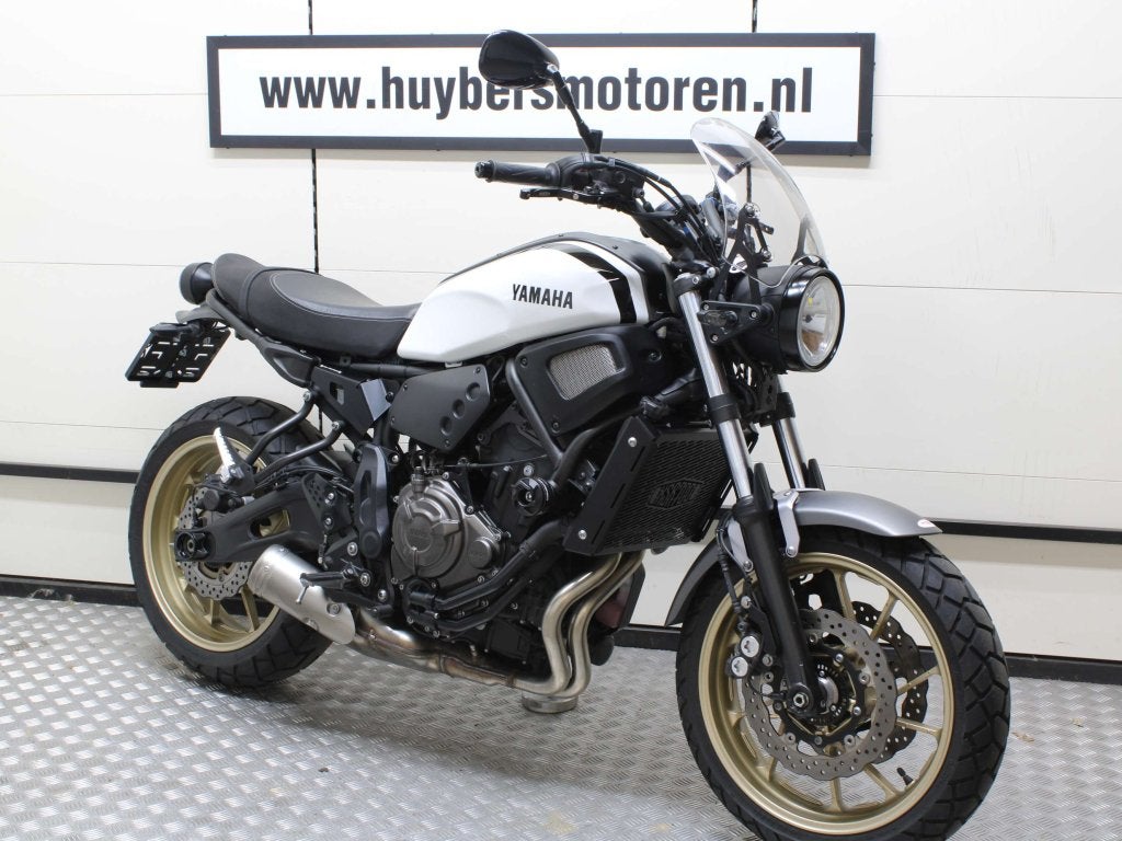 3x Yamaha XSR 700 2022 - 2020 - 2016 XSR700, Niet ingevuld, 700 cc, 2 cilinders, Bedrijf