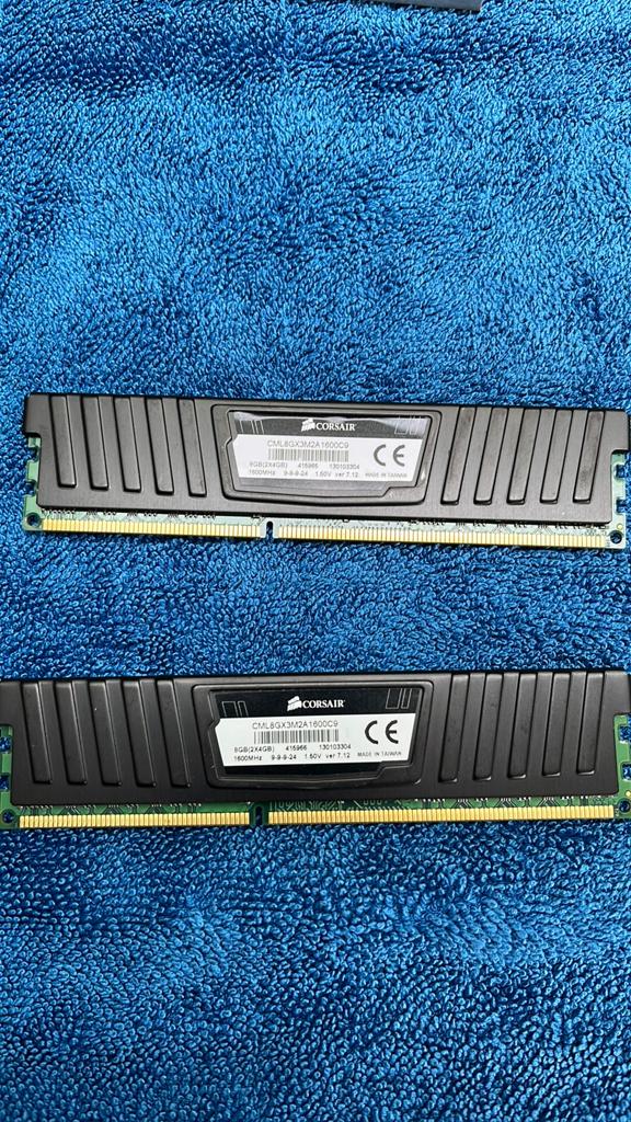 Corsair vengeance lp 8gb ddr 3, Ophalen of Verzenden, Zo goed als nieuw, DDR3, Desktop