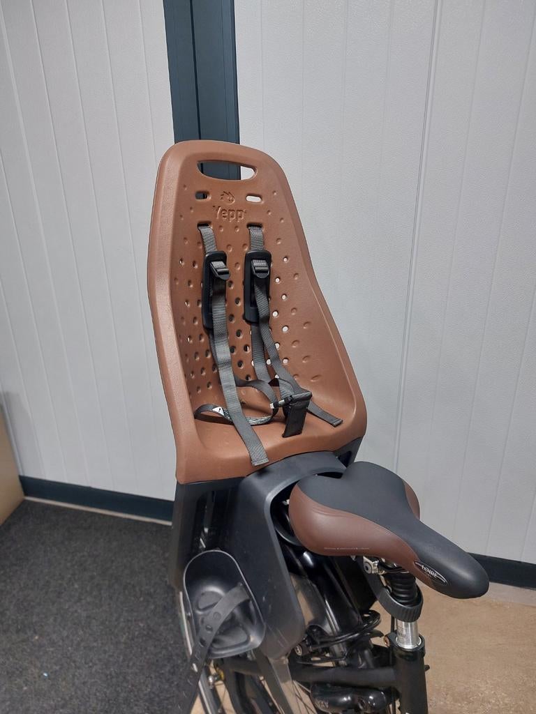 Yepp easyfit achterzitje bruin, Fietsen en Brommers, Fietsaccessoires | Fietsstoeltjes, Ophalen, Achterzitje, Voetsteuntjes, Yepp