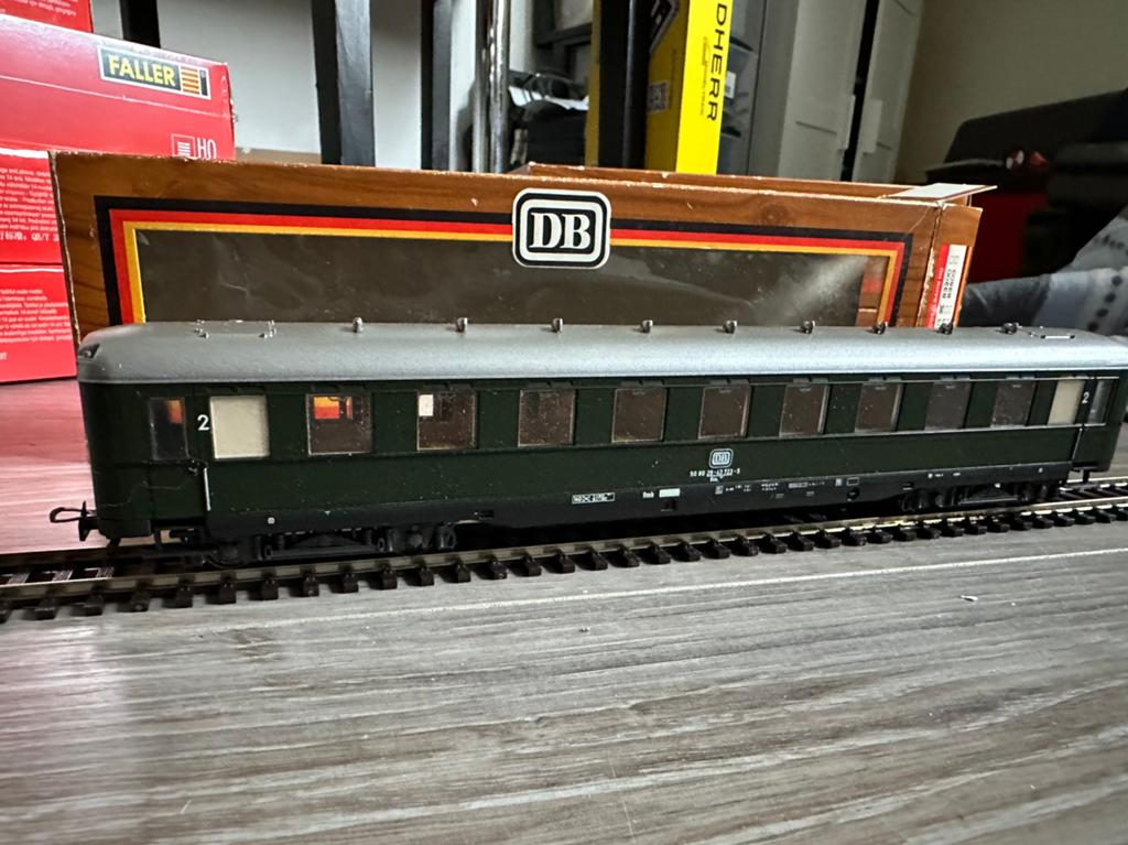 4x Liliput H0 passagierswagon gelijkstroom DB, Gebruikt, Gelijkstroom, Wagon, Ophalen of Verzenden