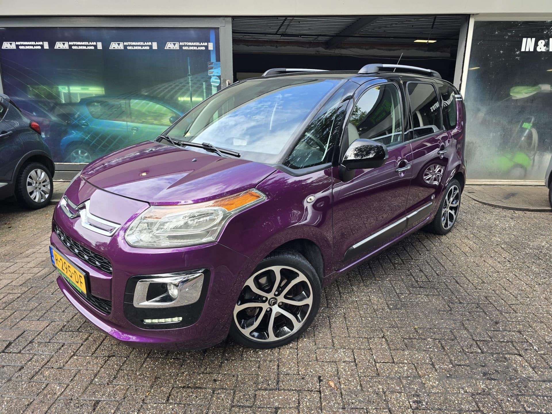 Citroen C3 Picasso 1.2 110PK Exclusive | 1E EIGENAAR | 3/6 O, Voorwielaandrijving, Stof, Gebruikt, Euro 6