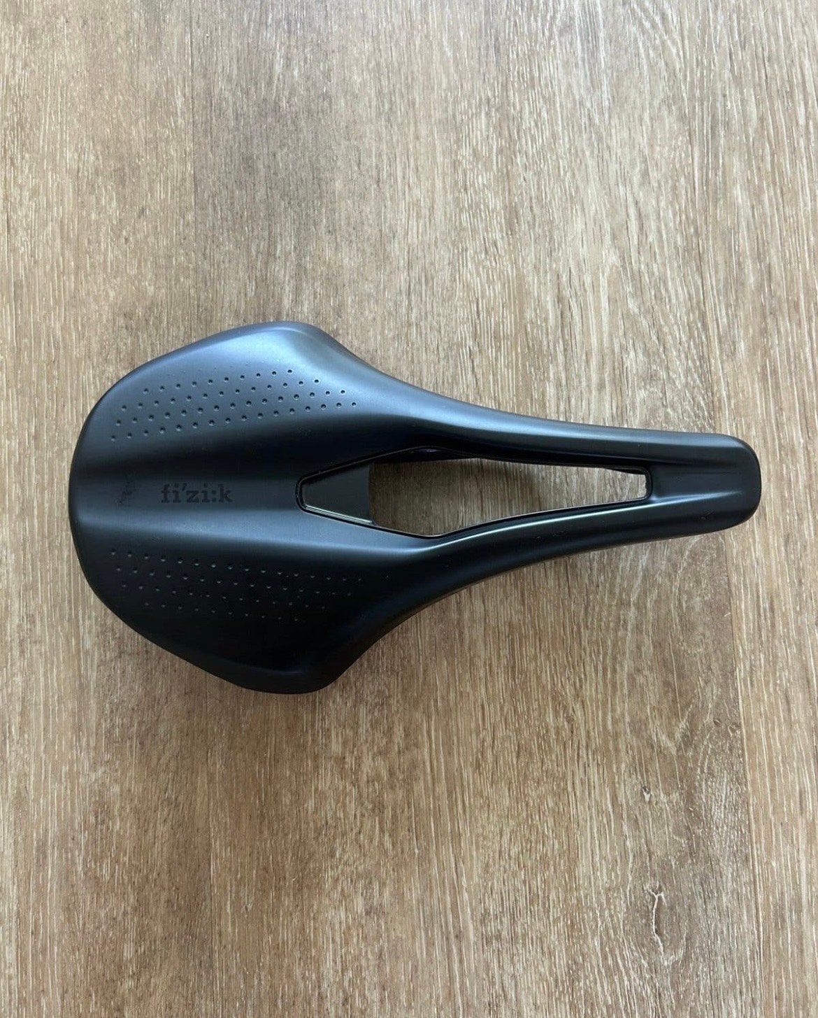 Fizik Zadel Tempo Argo R3 150mm, Kunststof, Ophalen of Verzenden, Zo goed als nieuw, Zadel