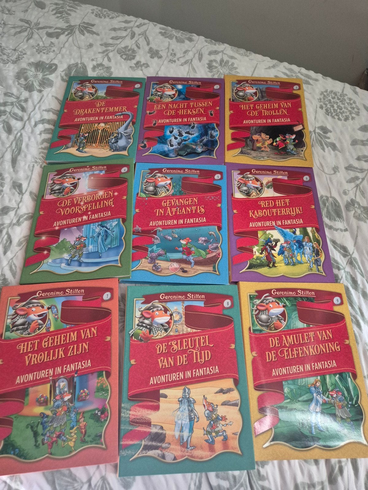 Geronimo Stilton - Avonturen in Fantasia (9 boeken), Ophalen of Verzenden, Gelezen, Geronimo Stilton, Sprookjes