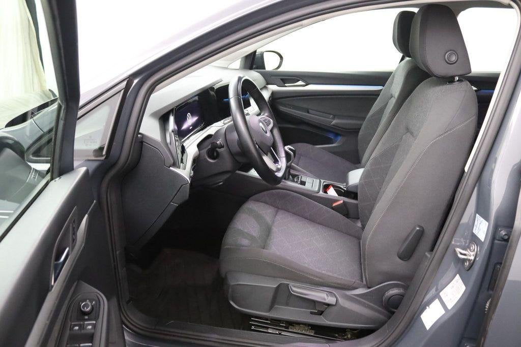Volkswagen Golf 1.0 TSI Life Trekhaak, Auto's, Stof, Gebruikt, 620 kg, Origineel Nederlands