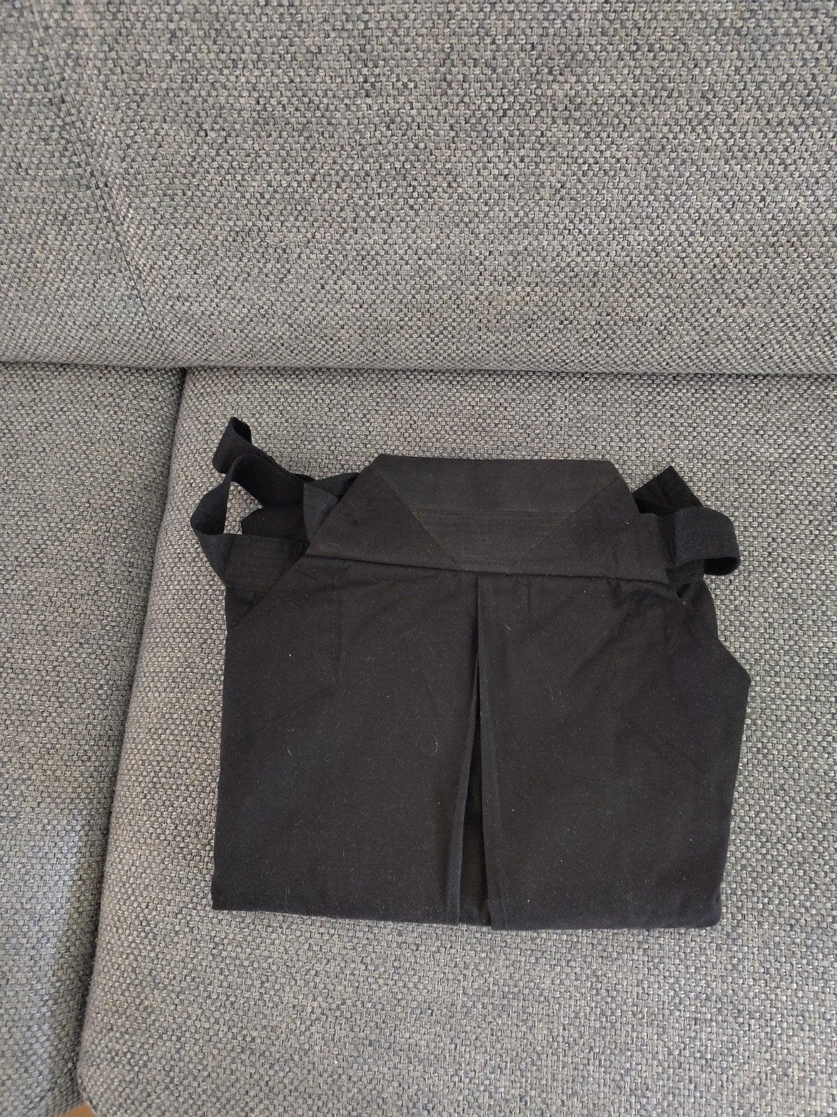 Zwart Aikido Hakama - Maat 27 (Gebruikt), Sport en Fitness, Vechtsporten en Zelfverdediging, Gebruikt, Aikido, Vechtsportkleding
