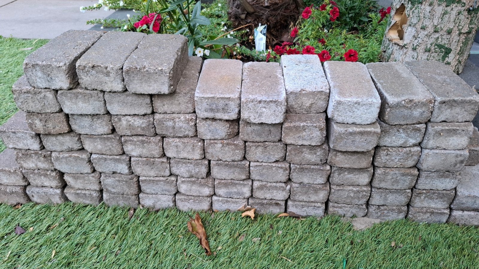 Gebruikte klinkers, nieuwe opsluitbanden en borderbands, Tuin en Terras, Ophalen, Gebruikt, Klinkers, Minder dan 5 m²
