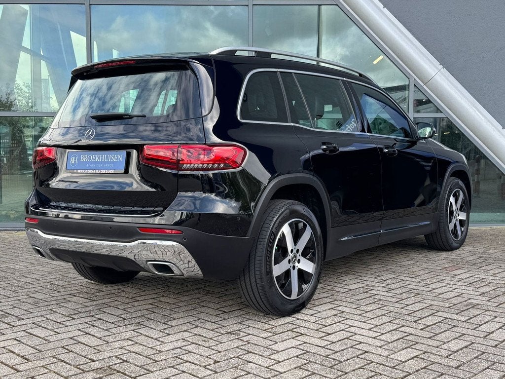 Mercedes-Benz GLB 200 Business Solution AMG 7p Automaat / 16, Auto's, Mercedes-Benz, Metallic lak, 4 cilinders, Bedrijf, GLB