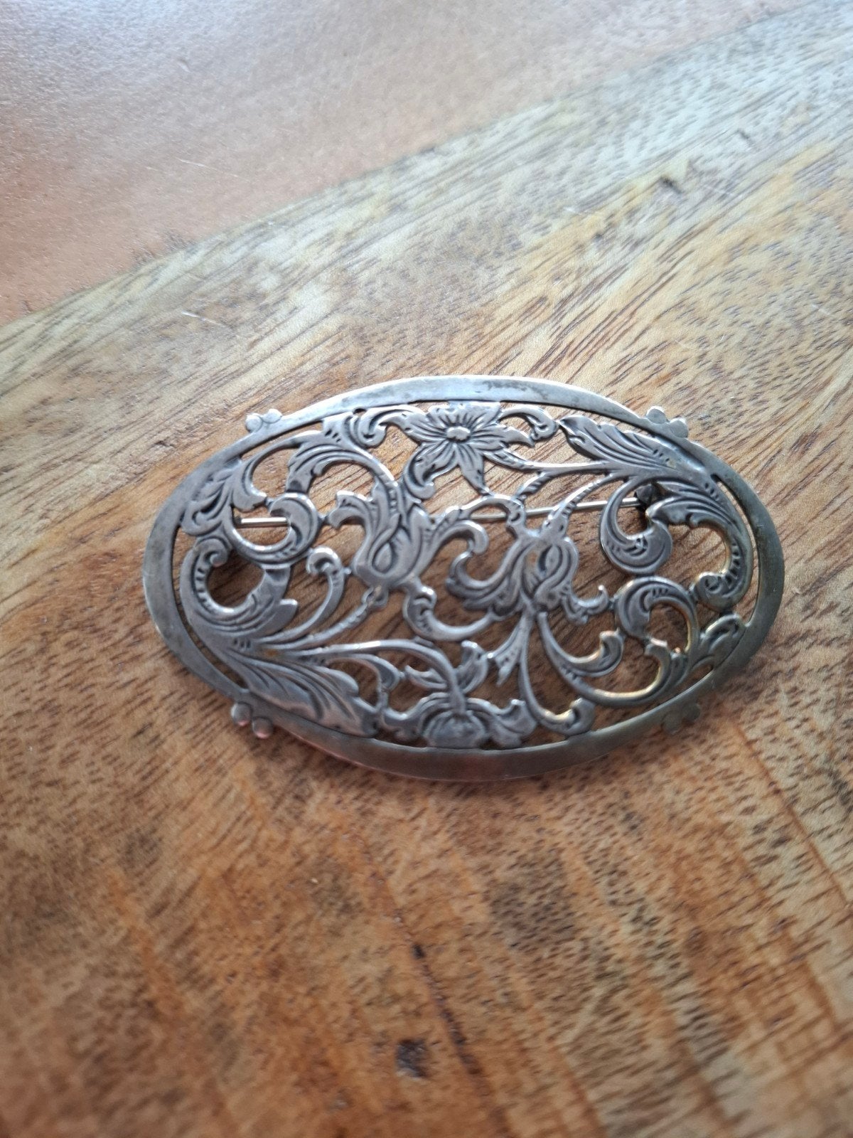 Antiek  Zilveren Broche met Bloemmotief, Ophalen, Zilver, Broche