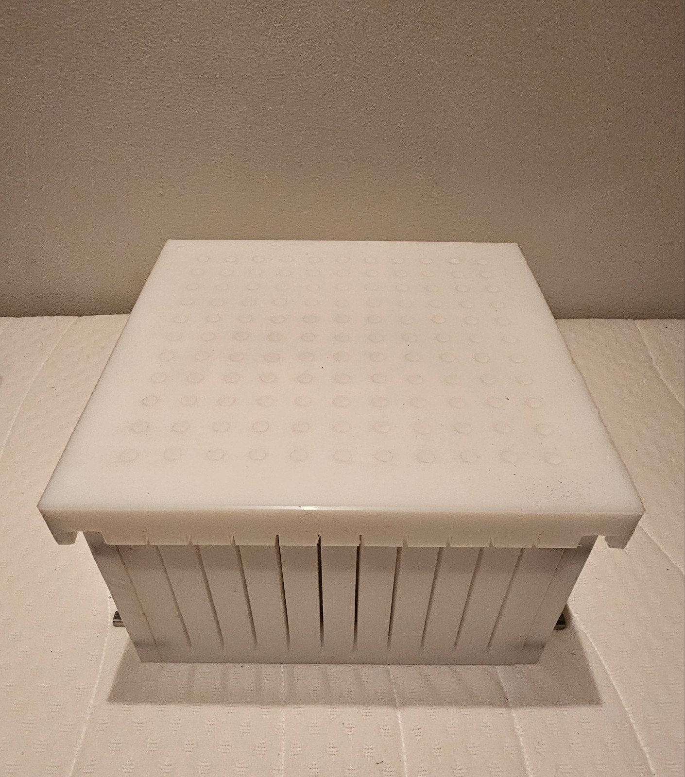 Saté/spiesjes maker 11x11 vakjes = 121 stuks !!, Ophalen, Overige typen, Kunststof, Zo goed als nieuw