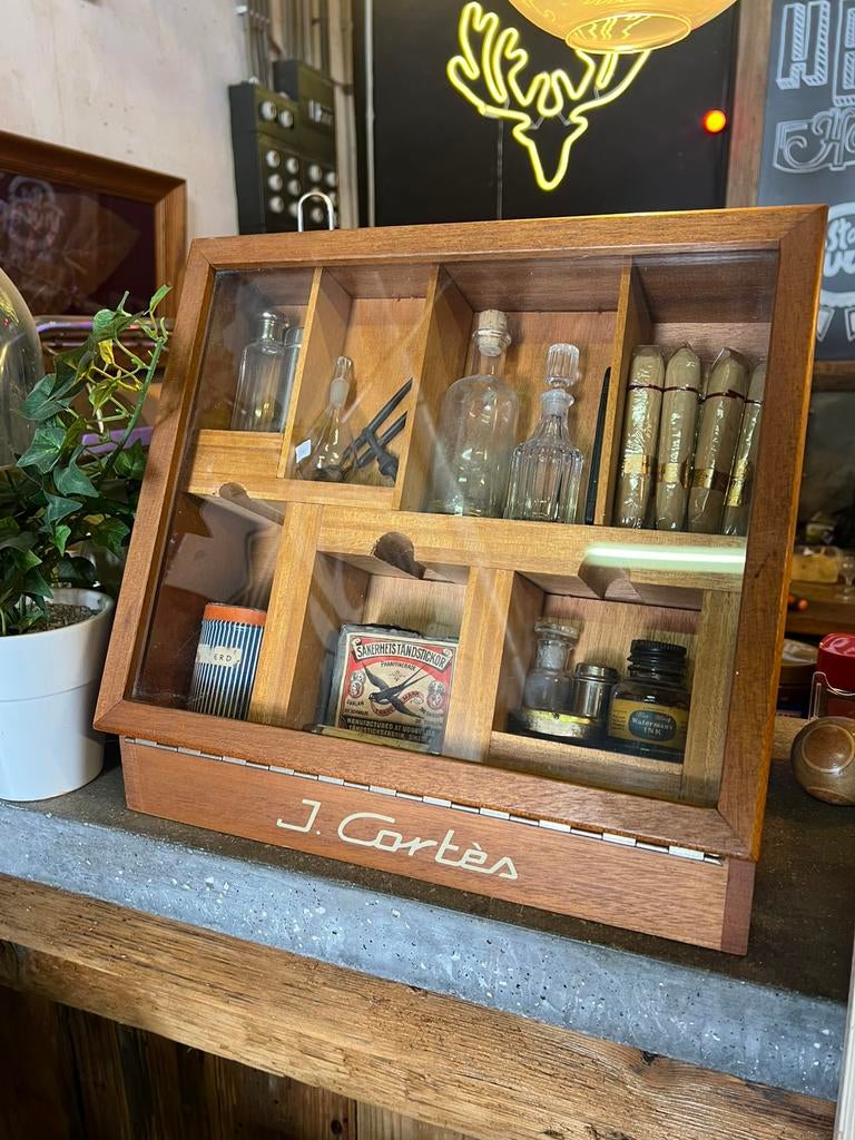 Toonbank sigaren display, vitrine, Tabaksdoos of Verpakking, Ophalen of Verzenden, Zo goed als nieuw, Nvt