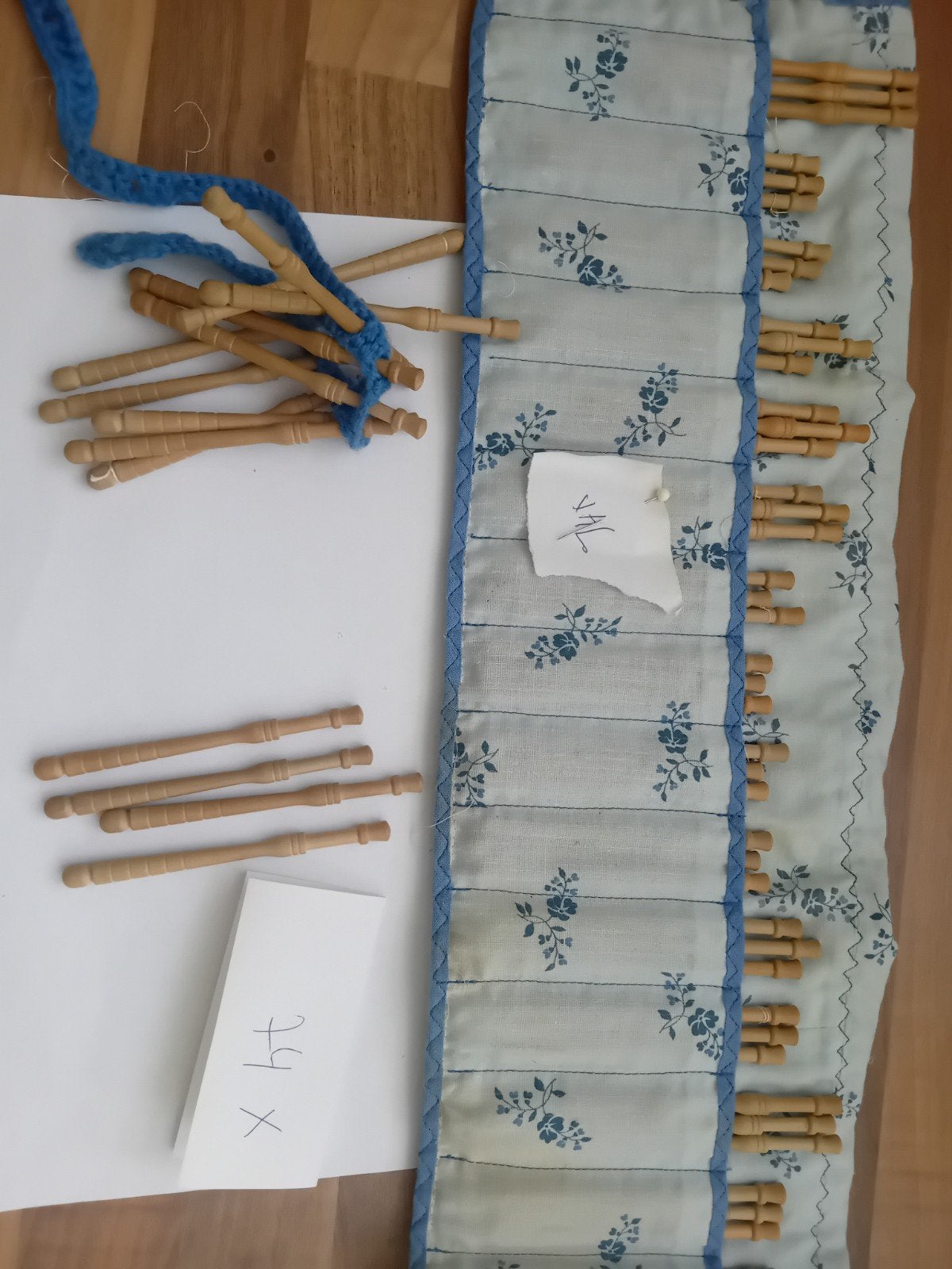 Honiton klosjes, Ophalen of Verzenden, Zo goed als nieuw, Klos(sen)