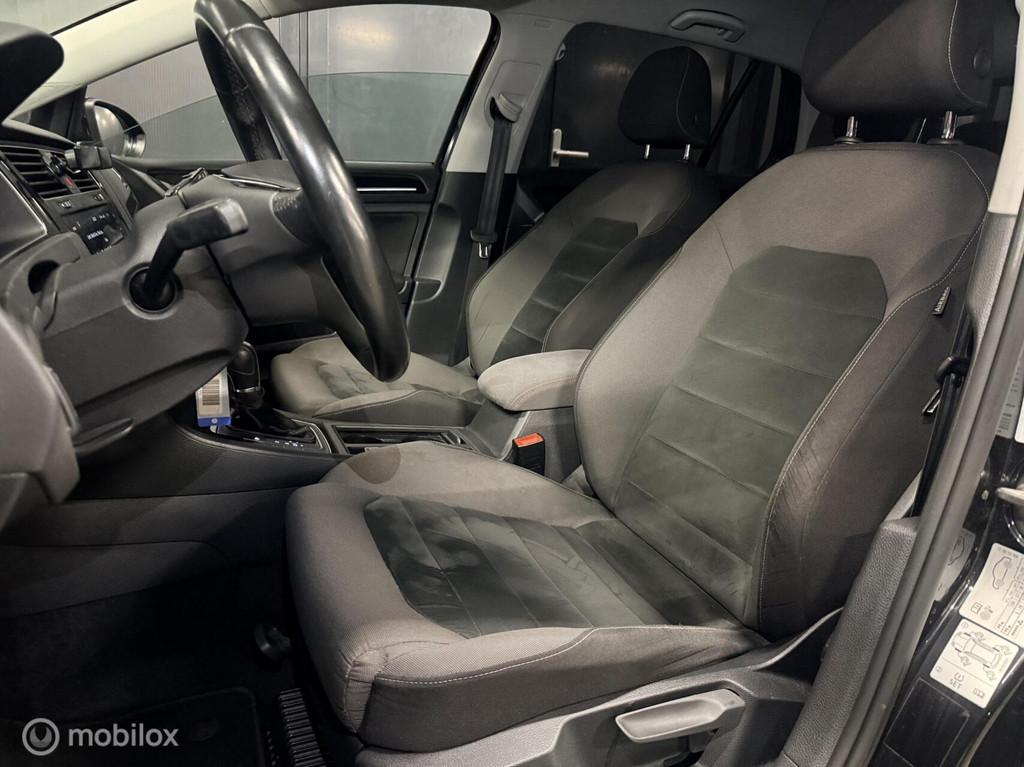 Volkswagen Golf 1.5 TSI Highline|cruise|carplay|virtual|aut, Automatische klimaatregeling, Euro 6, 4 cilinders, Zwart