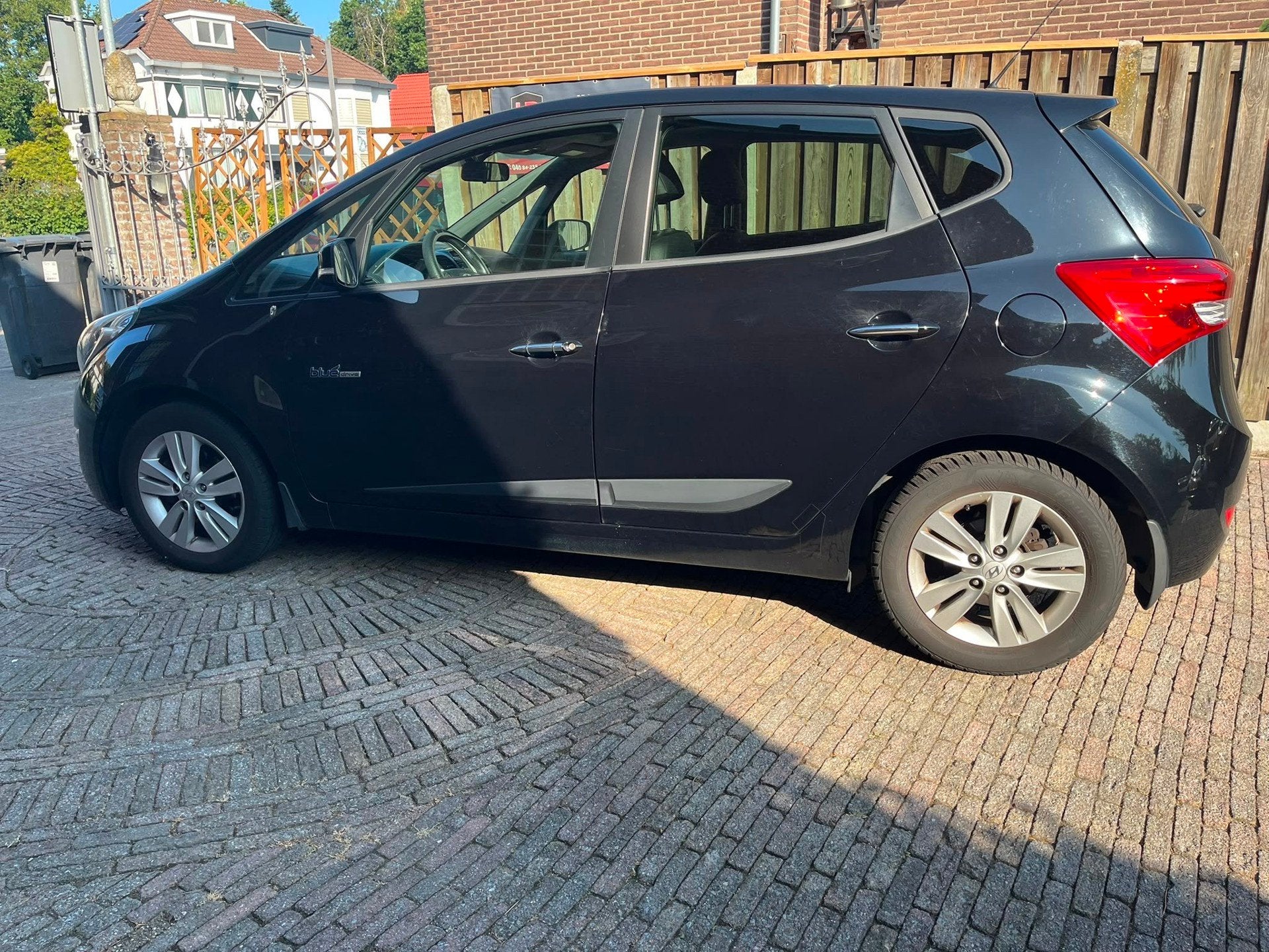 Hyundai Ix20 1.4i i-Catcher, Voorwielaandrijving, Euro 5, Zwart, 4 cilinders