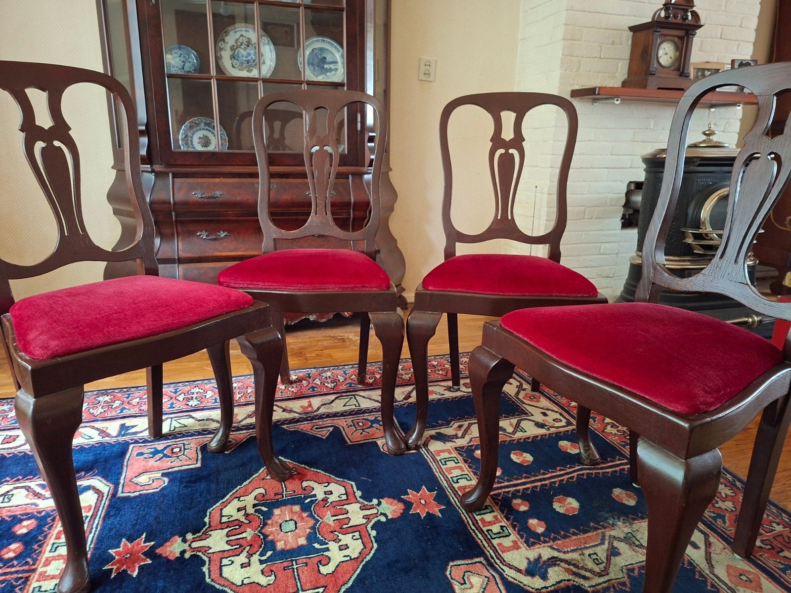 Eetkamerstoelen, Ophalen