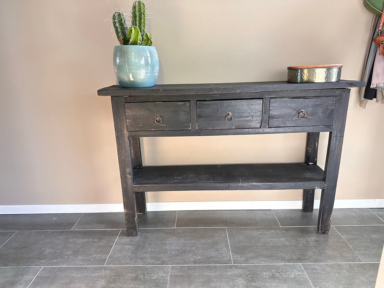 Haltafel / sidetable met 3 lades en opbergplank, Ophalen, Gebruikt, 100 tot 150 cm, Overige houtsoorten