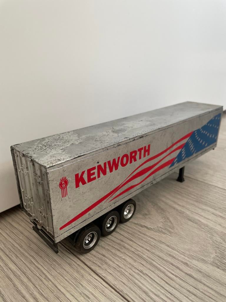 Kenworth vrachtwagen trailer model - Gebruikt, Overige merken, Gebruikt, 1:32 tot 1:50, Ophalen of Verzenden