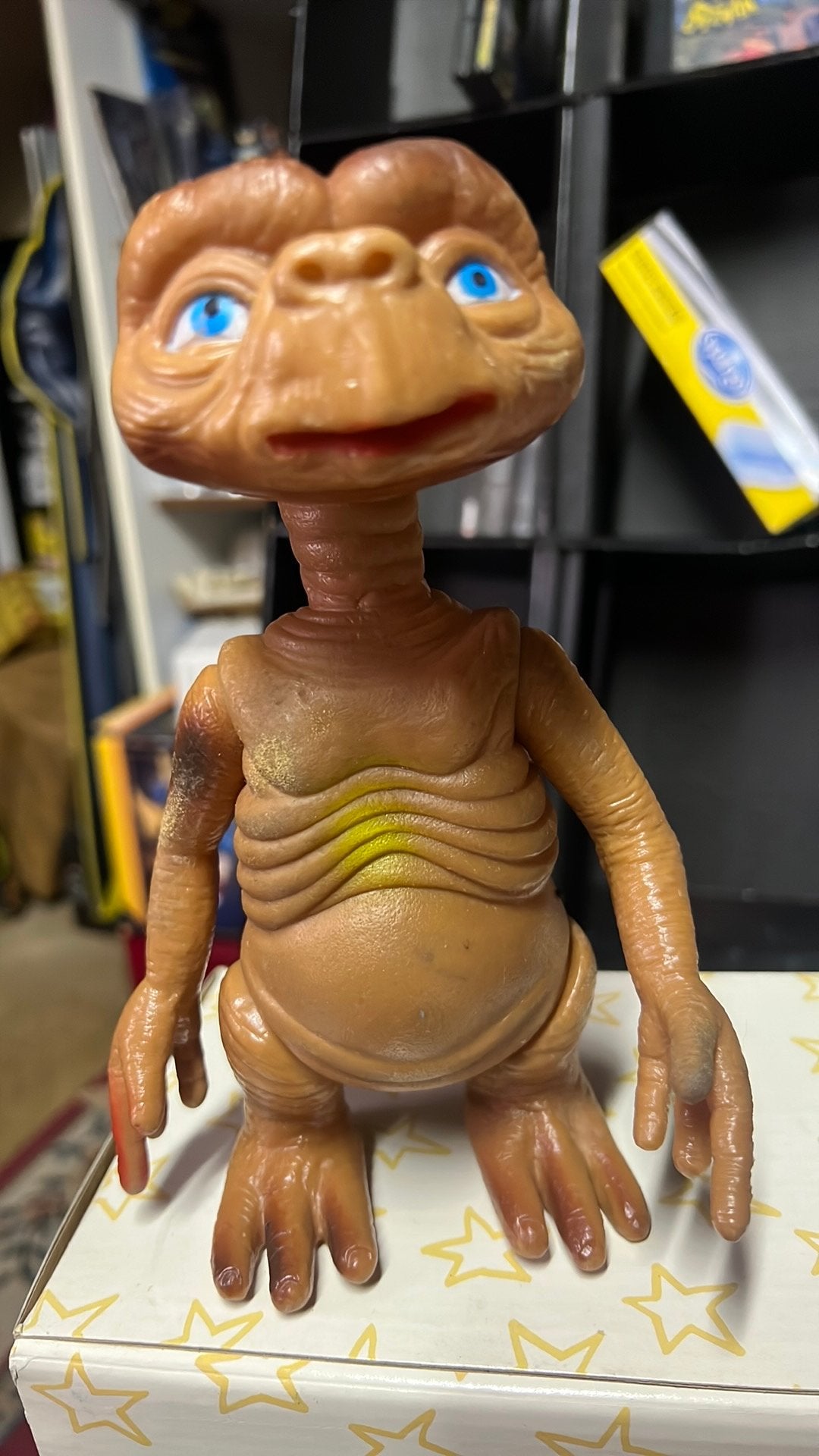 ET popje en ET bloempot hanger uit 1983 van avon, Verzamelen, Ophalen of Verzenden, Zo goed als nieuw, Actiefiguur of Pop