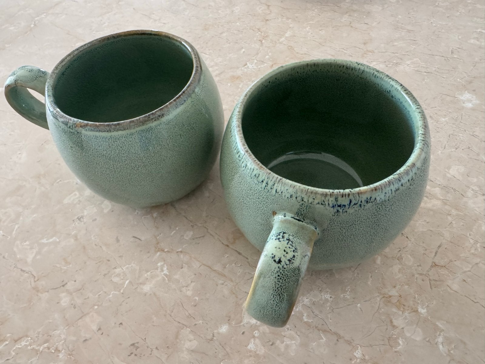 2x Dille & Kamille ronde groene theemokken, Ophalen of Verzenden, Nieuw, Steen/keramiek, Groen