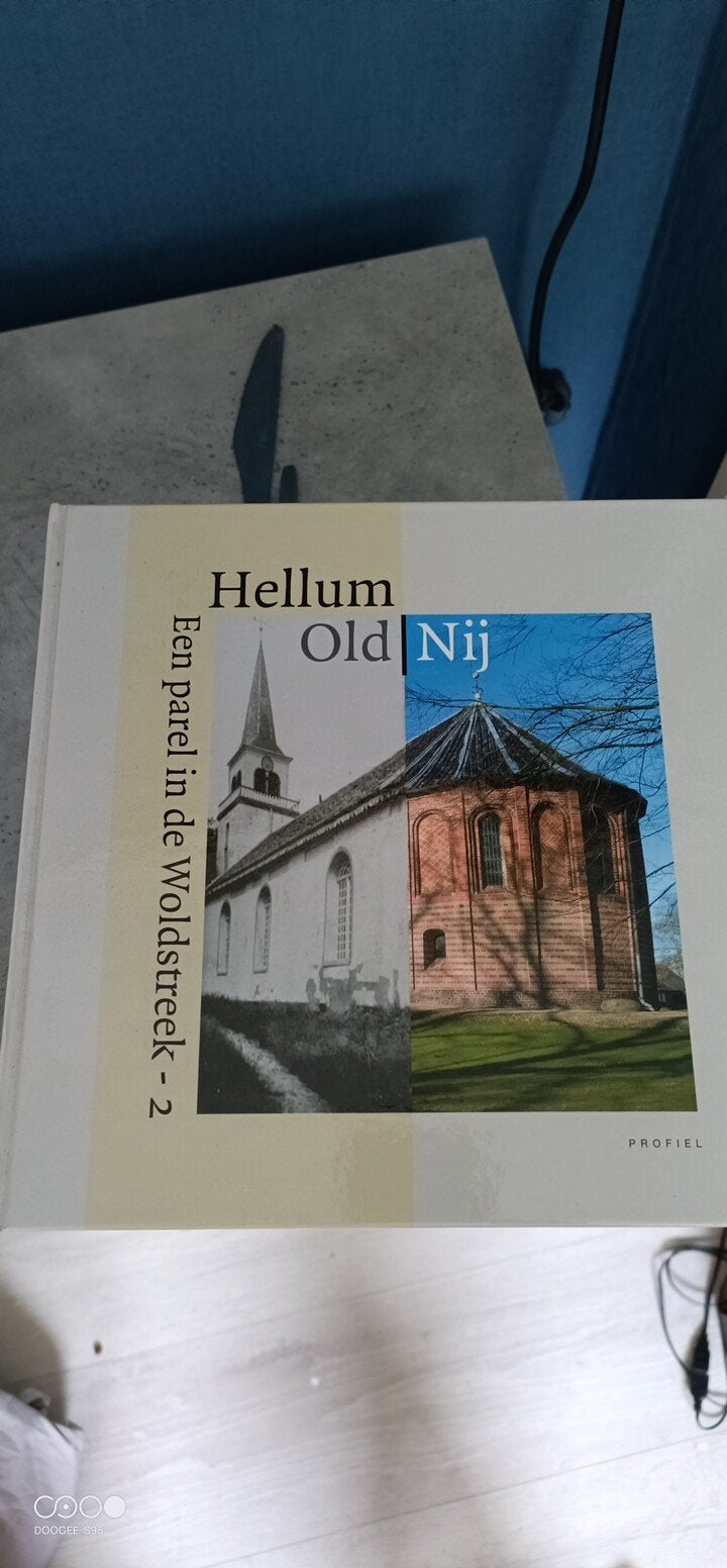 Hellum Old | Nij - Een parel in de Woldstreek - 2, Boeken, Ophalen of Verzenden, 20e eeuw of later, Gelezen, Onbekend