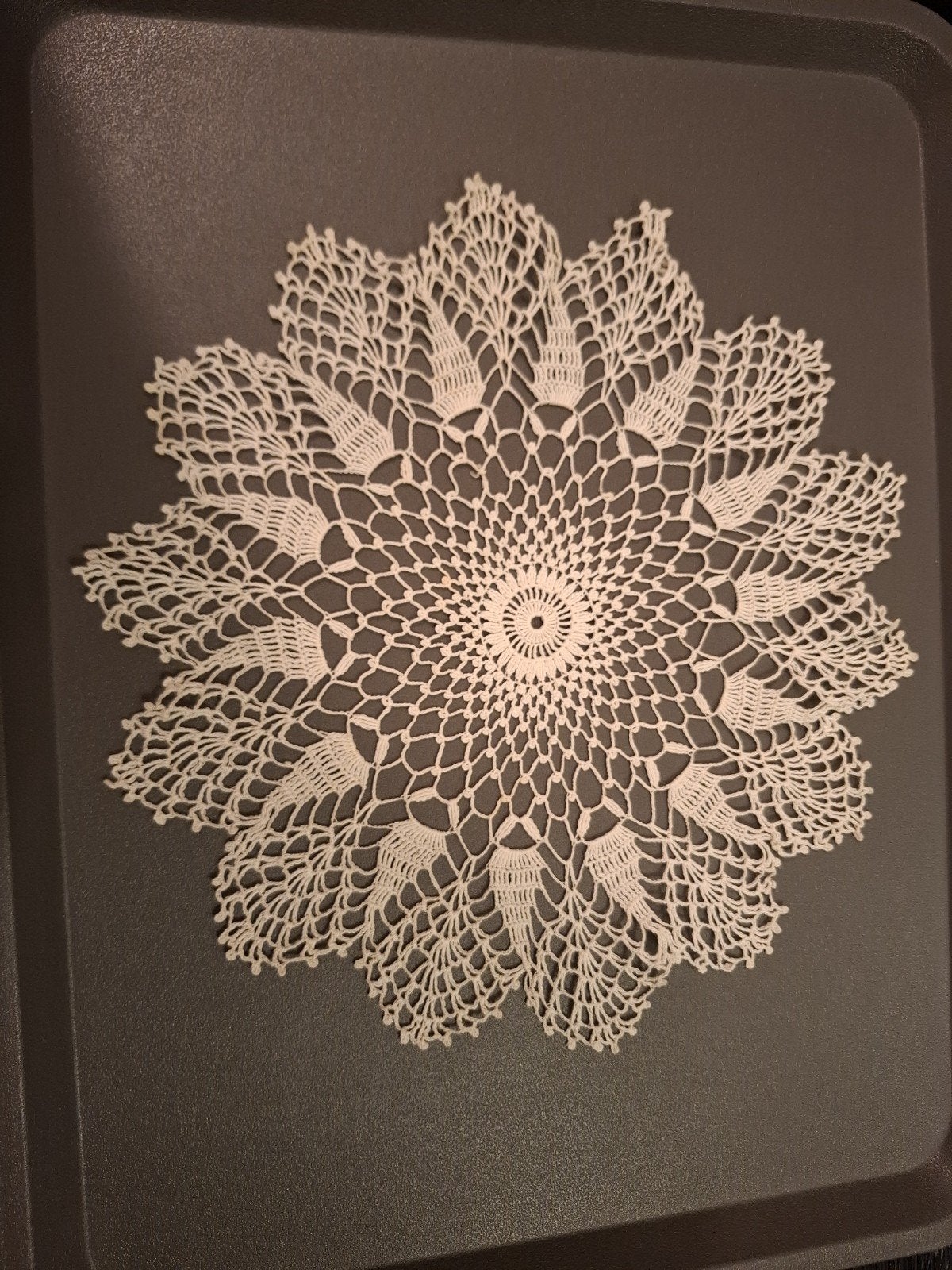 Gehaakte onderzetter/kleedje - diameter 25 cm, Handgemaakt, Katoen, Wit, Tafelkleed of Tafelzeil