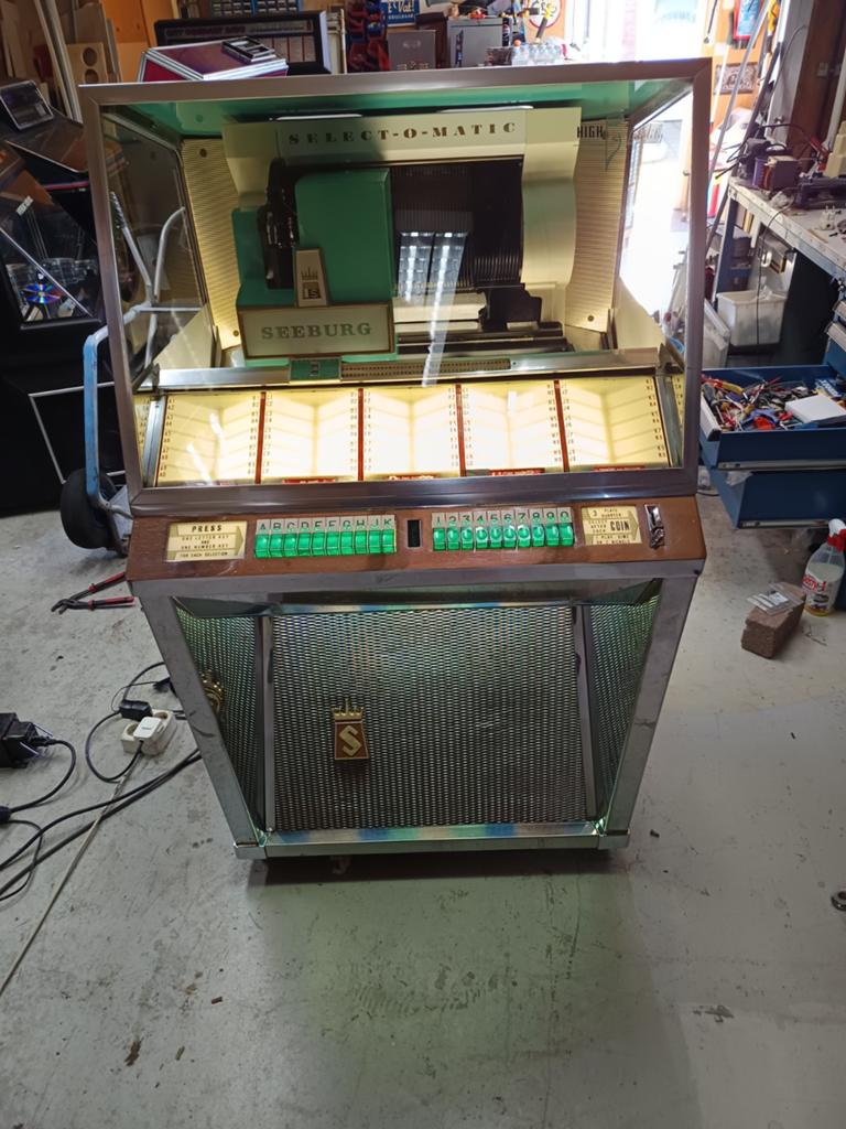Open jukeboxen diverse merken en modellen, Verzamelen, Ophalen of Verzenden, Zo goed als nieuw, 1970 tot heden, Overige merken
